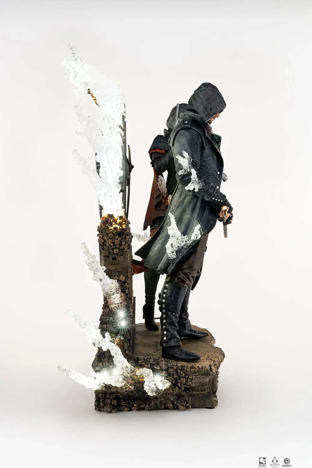 Hot PureArts Assassins Creed - Animus Jacob and Evie - Statue