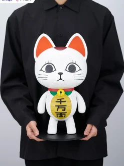 New UTC/FURYU Corporation Dandadan - Turbo Granny Beckoning Cat - Vinyl Figure