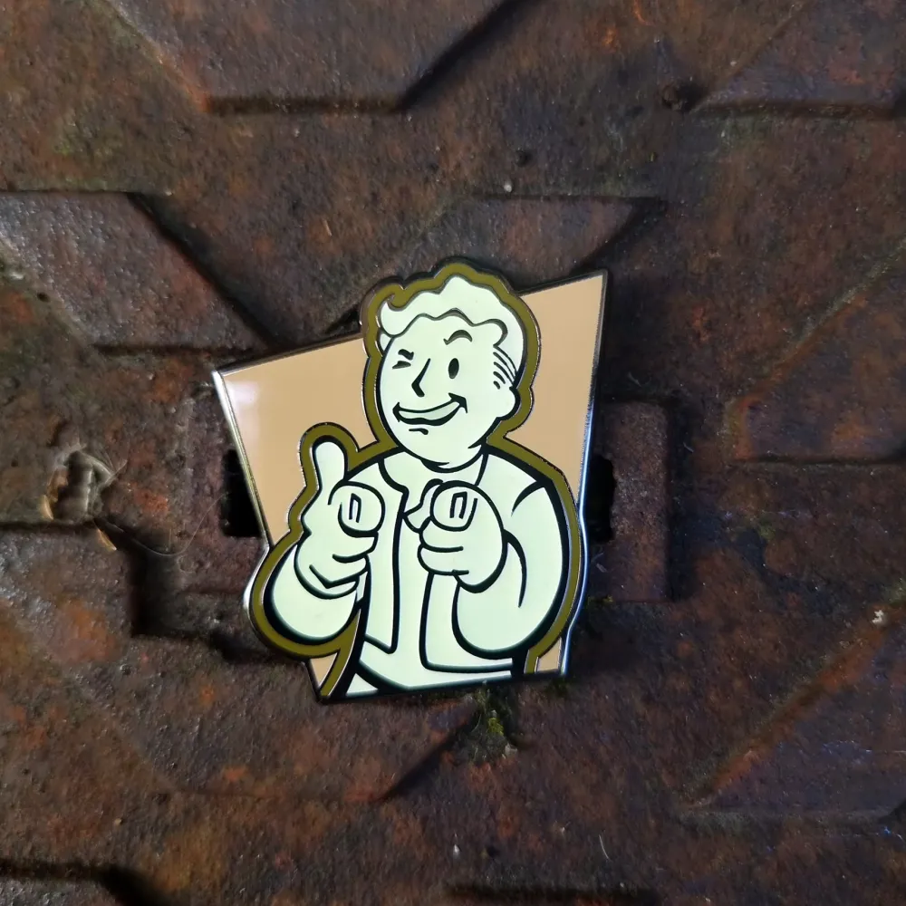 Hot Pinfinity Fallout - SPECIAL Charisma - Pin