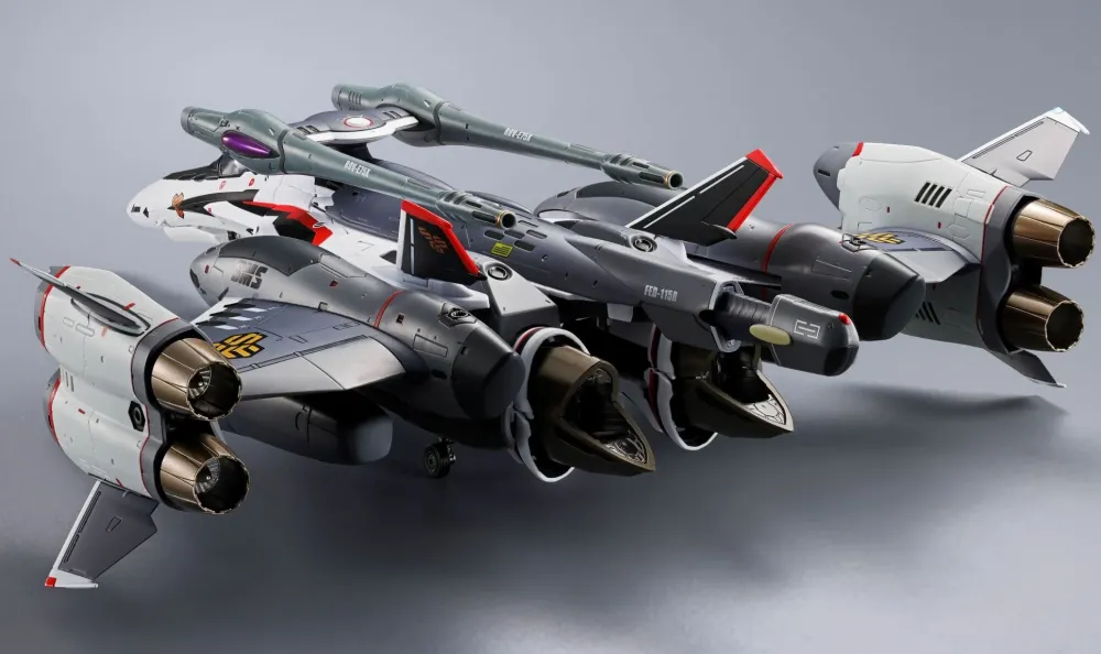 Clearance Bandai/Tamashii Nations Macross - Tornado Messiah Valkyrie ALTO SAOTOME USE REVIVAL - Action Figure