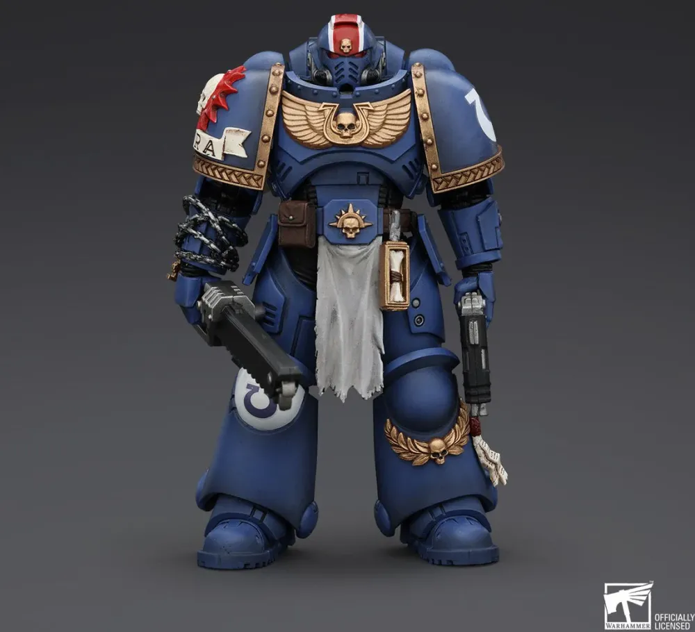 Clearance Joytoy Warhammer 40,000: Space Marine 2 - Ultramarines Lieutenant Titus - Action Figure