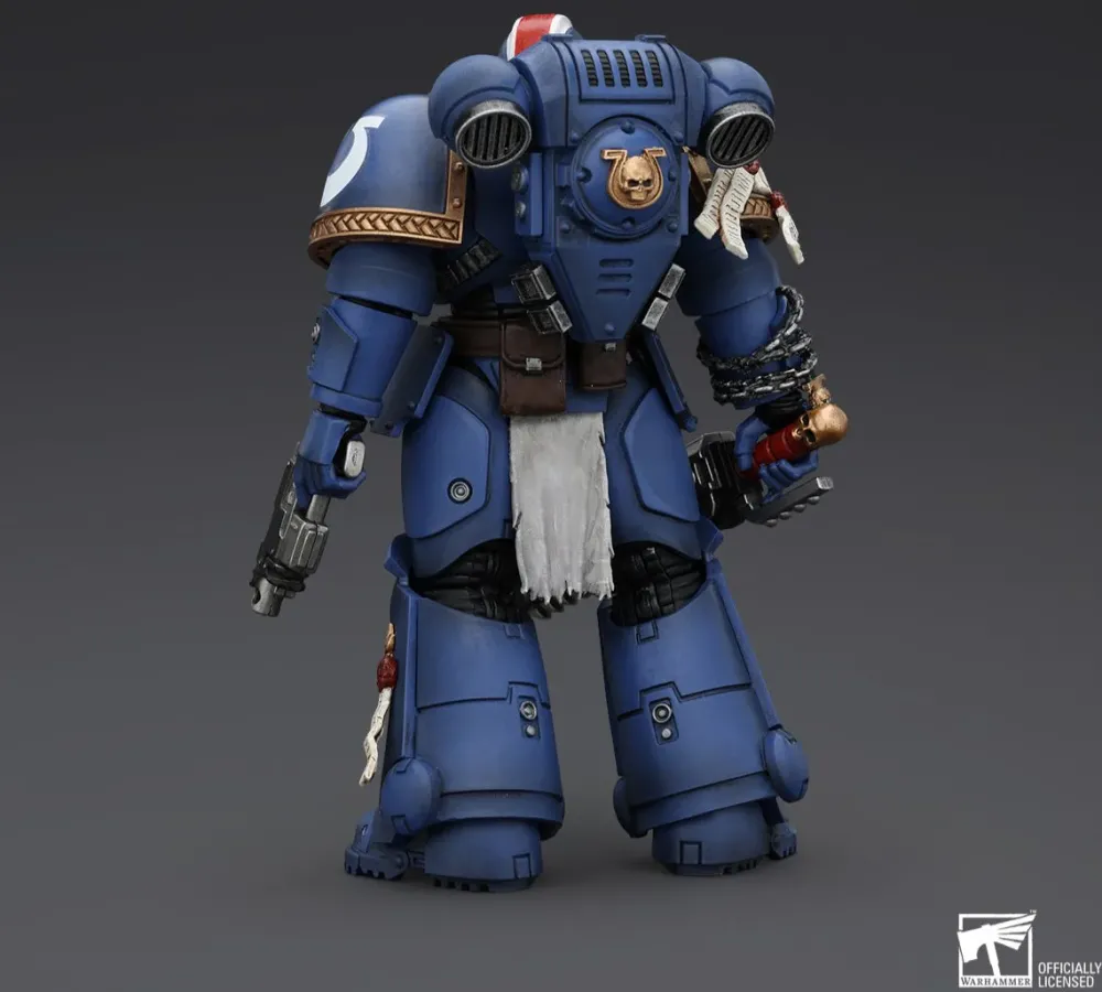 Clearance Joytoy Warhammer 40,000: Space Marine 2 - Ultramarines Lieutenant Titus - Action Figure