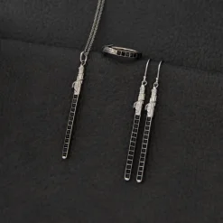 Discount RockLove Jewelry Star Wars X RockLove Darksaber Crystal Lightsaber Necklace